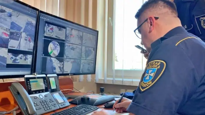 Nowe centrum monitoringu w Rzeszowie. Podgląd z 1000 kamer