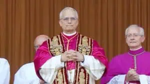 Leon XIV i światło, które jeszcze nie zgasło